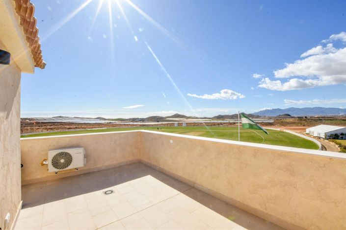 Image No.30-2 Bed Property for sale