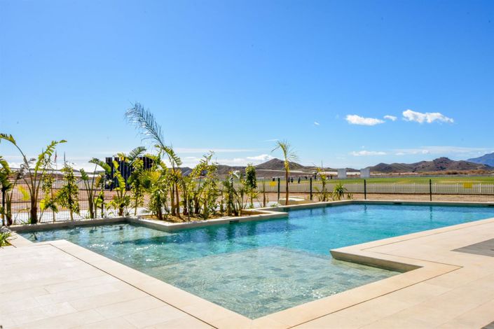 Image No.12-2 Bed Property for sale