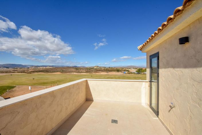 Image No.33-2 Bed Property for sale