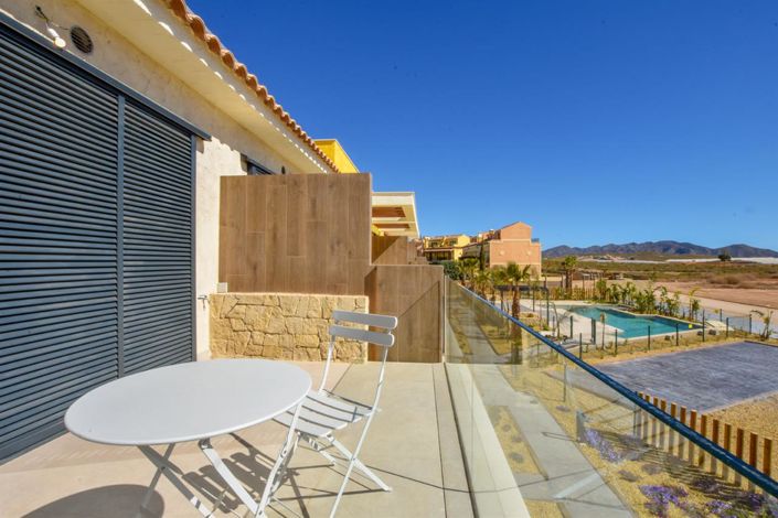 Image No.36-2 Bed Property for sale