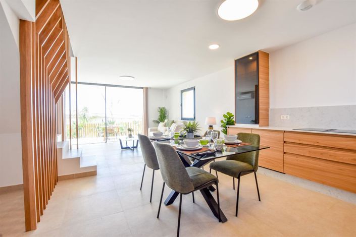 Image No.9-2 Bed Property for sale