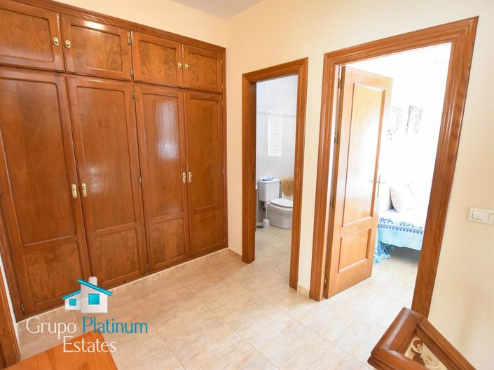 Image No.17-2 Bed Villa for sale