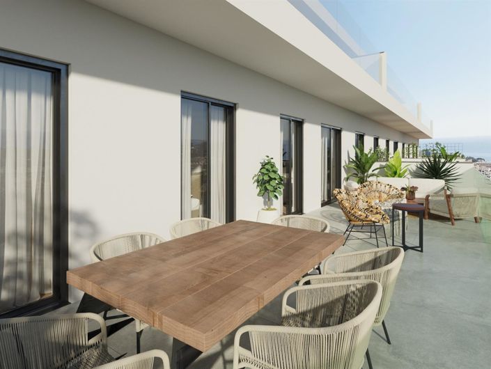 Image No.3-3 Bed Property for sale