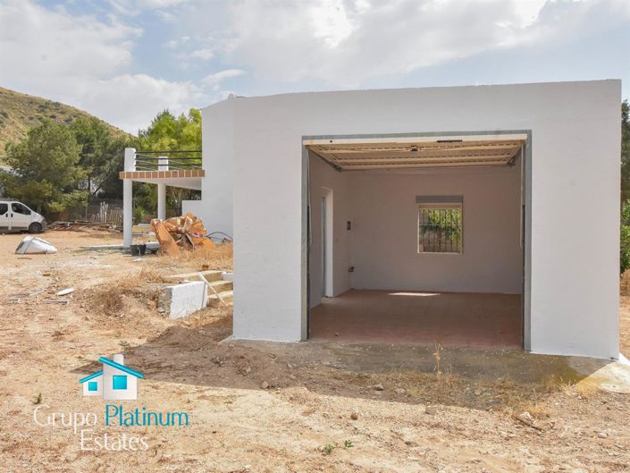 Image No.19-3 Bed Villa for sale