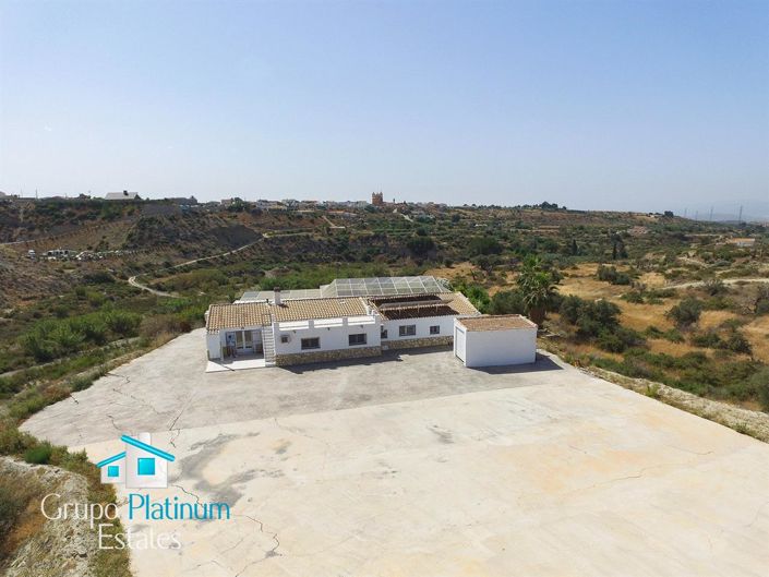 Image No.33-5 Bed Villa for sale