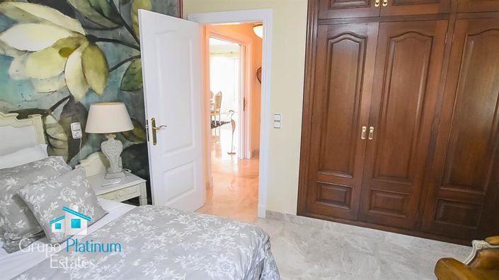 Image No.14-3 Bed Villa for sale