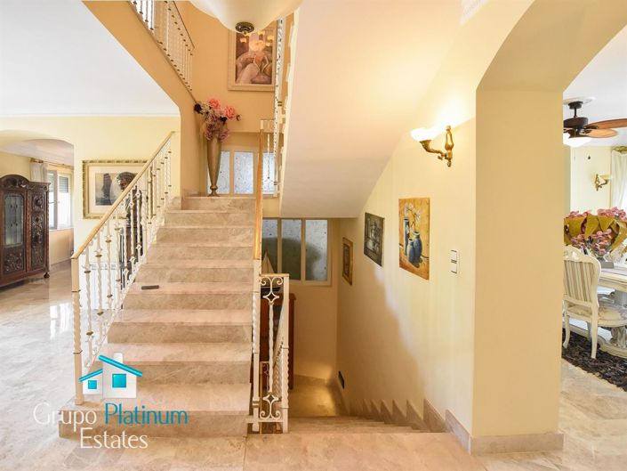 Image No.36-3 Bed Villa for sale