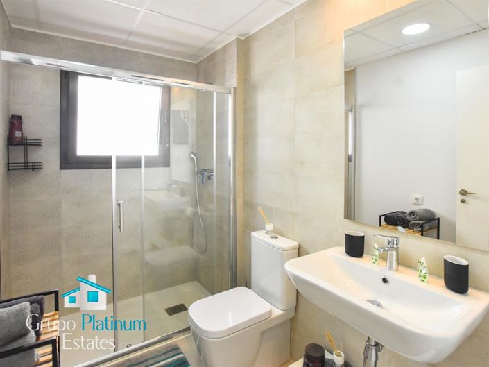 Image No.17-3 Bed Apartment for sale