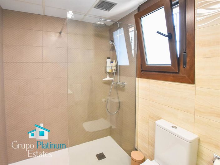 Image No.21-3 Bed Villa for sale