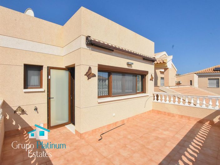 Image No.25-3 Bed Villa for sale