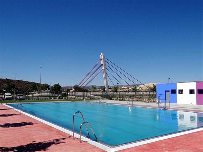 Image No.28-5 Bed Property for sale