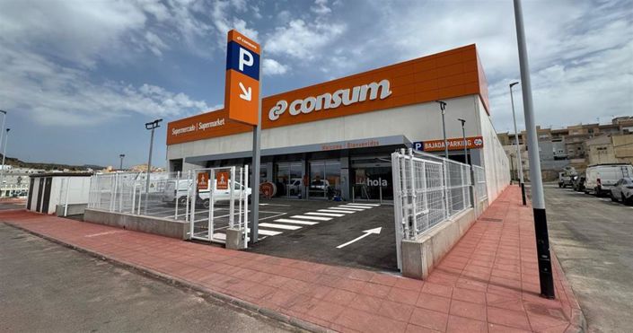 Image No.30-5 Bed Property for sale