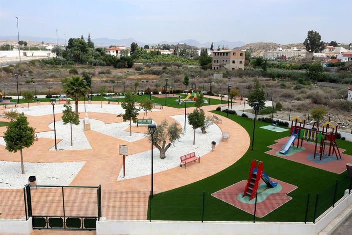 Image No.31-5 Bed Property for sale