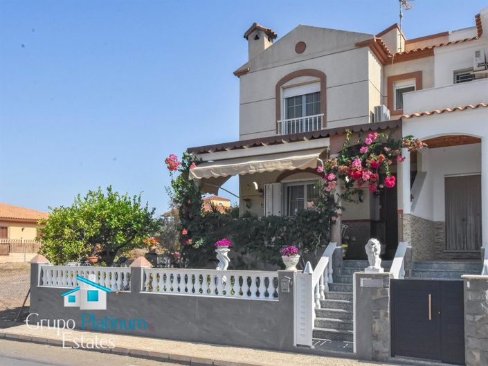 Image No.2-3 Bed Property for sale