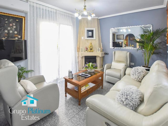 Image No.7-3 Bed Property for sale