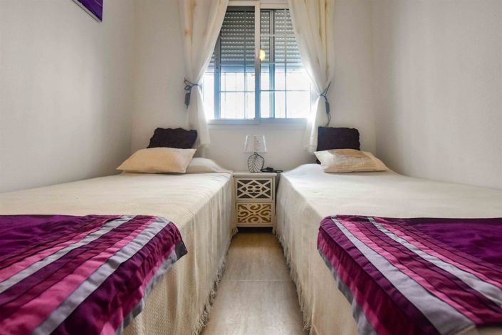 Image No.18-3 Bed Property for sale