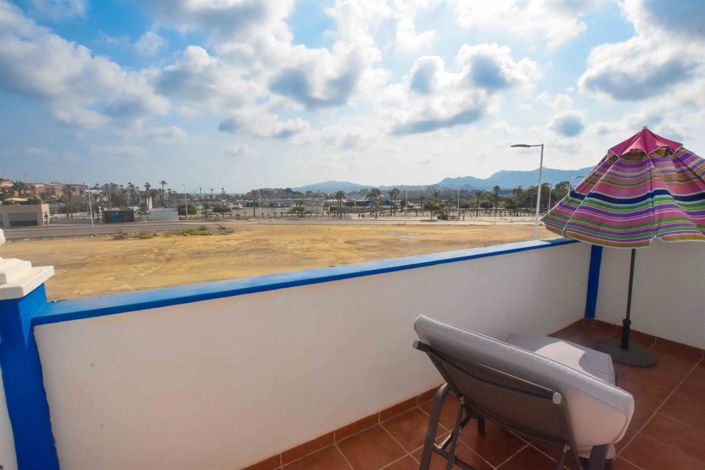 Image No.26-3 Bed Property for sale