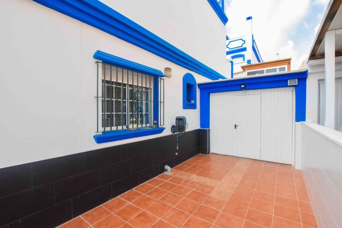 Image No.4-3 Bed Property for sale