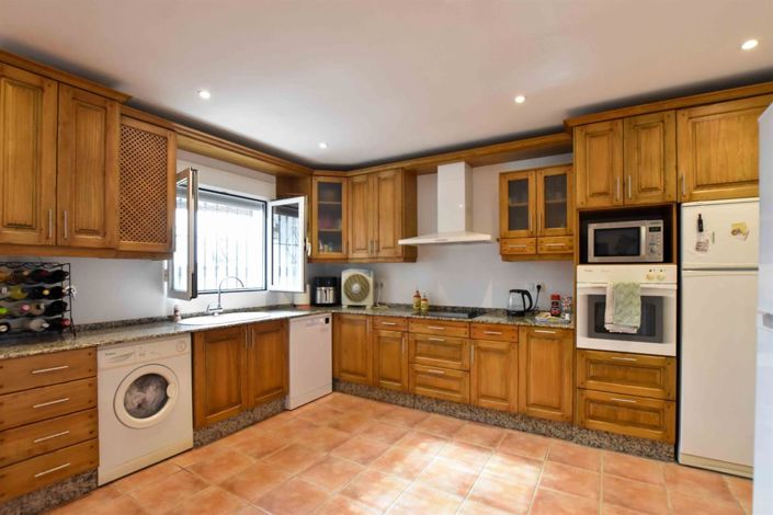 Image No.16-3 Bed Villa for sale