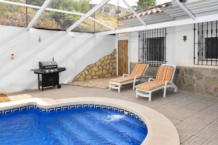 Image No.33-3 Bed Villa for sale