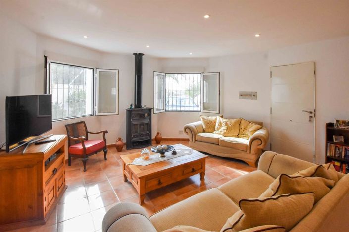 Image No.18-3 Bed Villa for sale