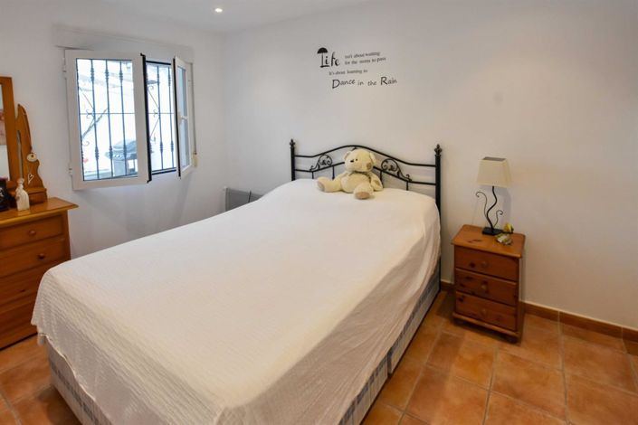 Image No.30-3 Bed Villa for sale