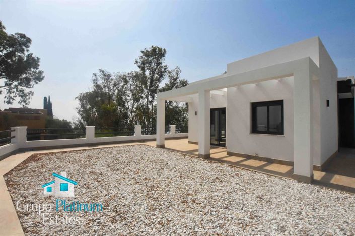 Image No.1-2 Bed Villa for sale