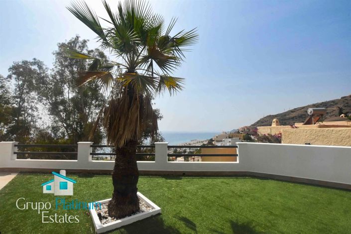 Image No.10-2 Bed Villa for sale