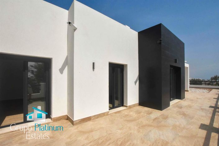 Image No.17-2 Bed Villa for sale