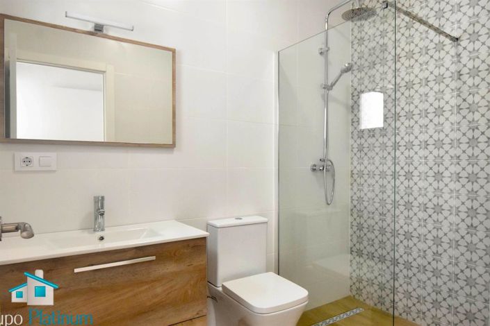 Image No.29-2 Bed Villa for sale