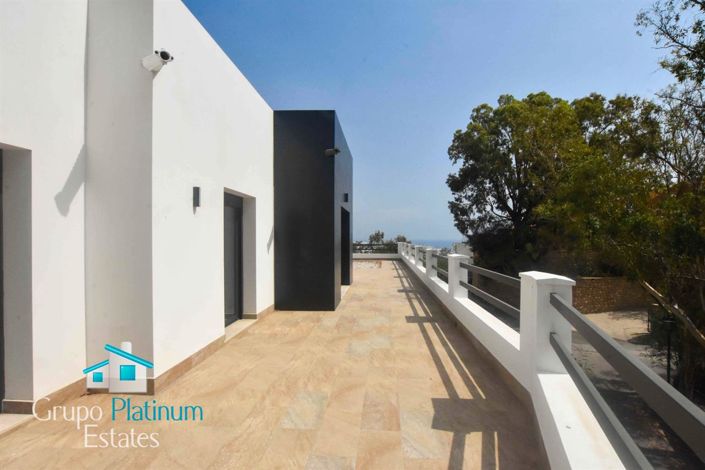 Image No.7-2 Bed Villa for sale