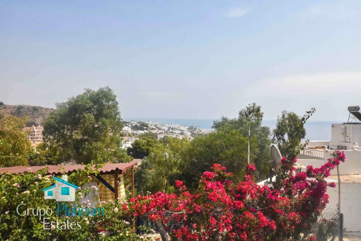 Image No.8-2 Bed Villa for sale