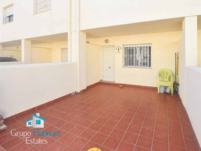 Image No.18-3 Bed Property for sale