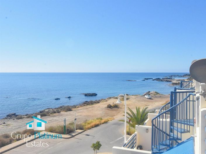 Image No.3-3 Bed Property for sale