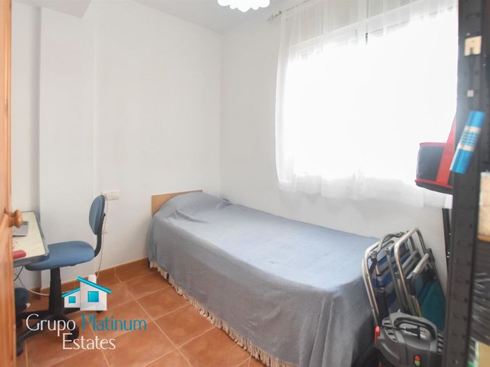 Image No.9-3 Bed Property for sale