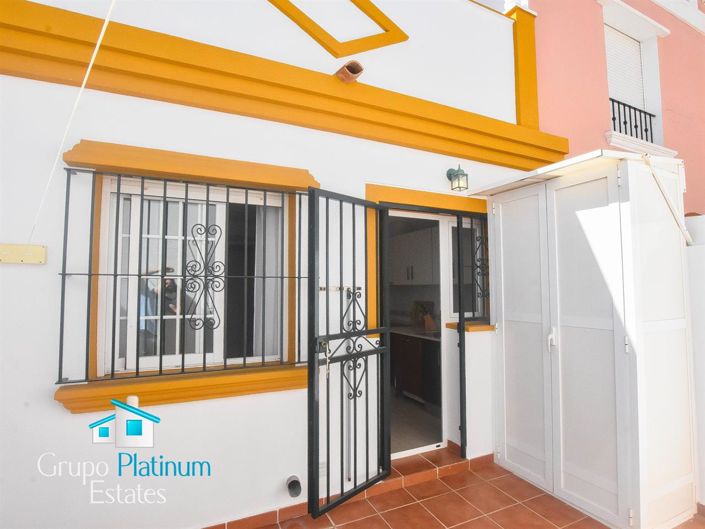 Image No.11-3 Bed Property for sale