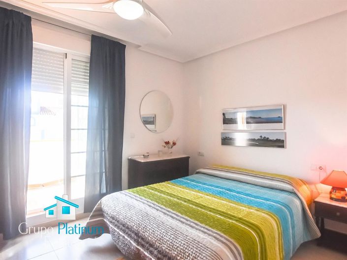 Image No.14-3 Bed Property for sale