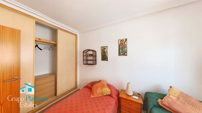 Image No.19-3 Bed Property for sale