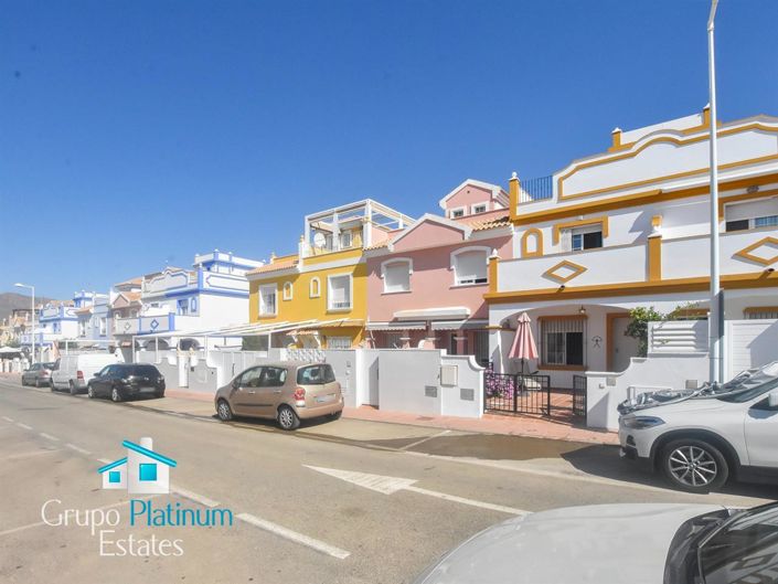 Image No.3-3 Bed Property for sale