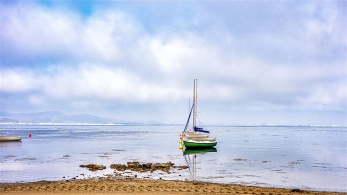 Image No.18-2 Bed Apartment for sale