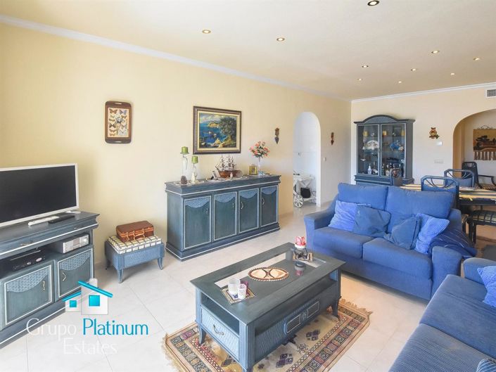 Image No.10-3 Bed Apartment for sale