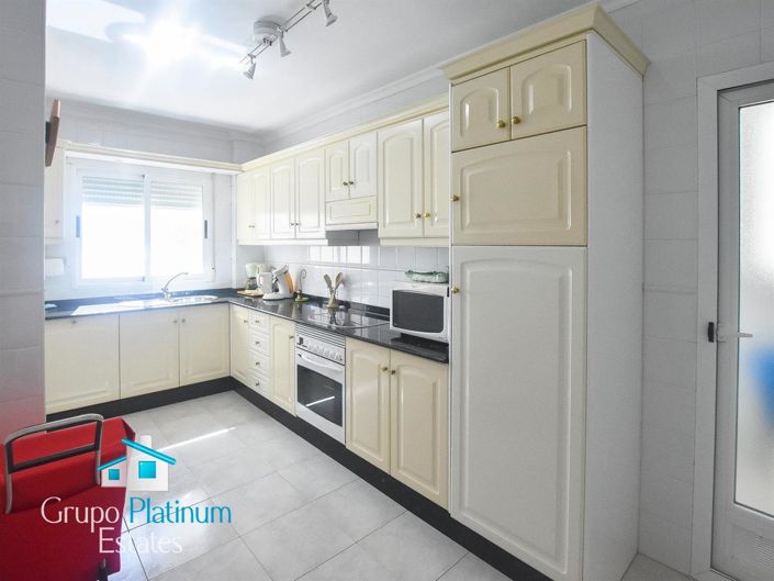 Image No.11-3 Bed Apartment for sale