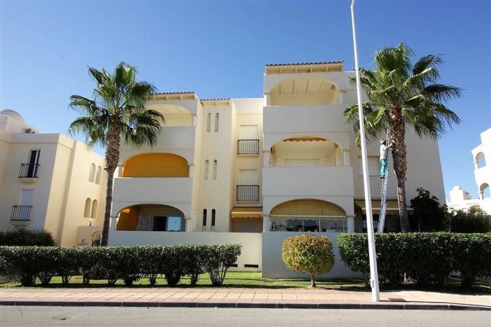 Image No.29-3 Bed Apartment for sale