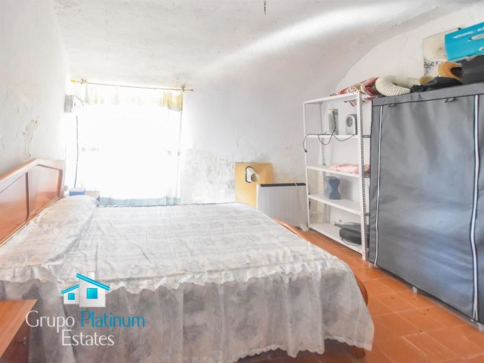 Image No.20-4 Bed Villa for sale