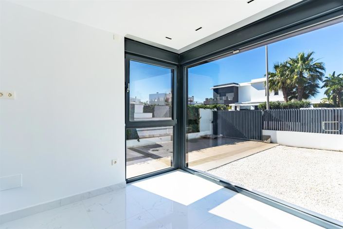 Image No.19-Villa de 4 chambres à vendre à Vera Playa