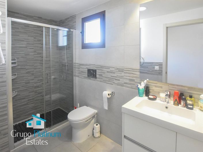 Image No.13-3 Bed Apartment for sale