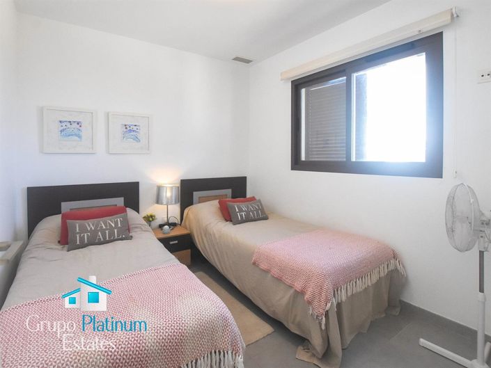 Image No.19-3 Bed Apartment for sale