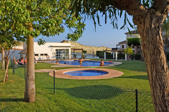 Image No.32-2 Bed Apartment for sale