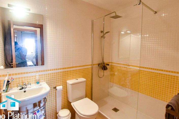 Image No.21-2 Bed Apartment for sale