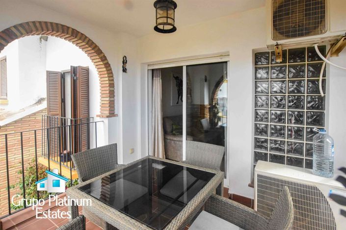 Image No.24-2 Bed Apartment for sale